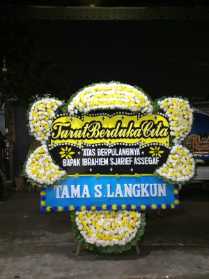 Papan Bunga Duka di Belat